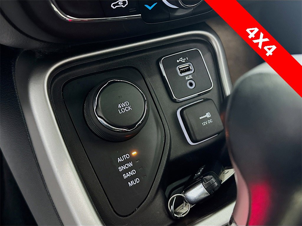 Used 2020 Jeep Compass Latitude image 36