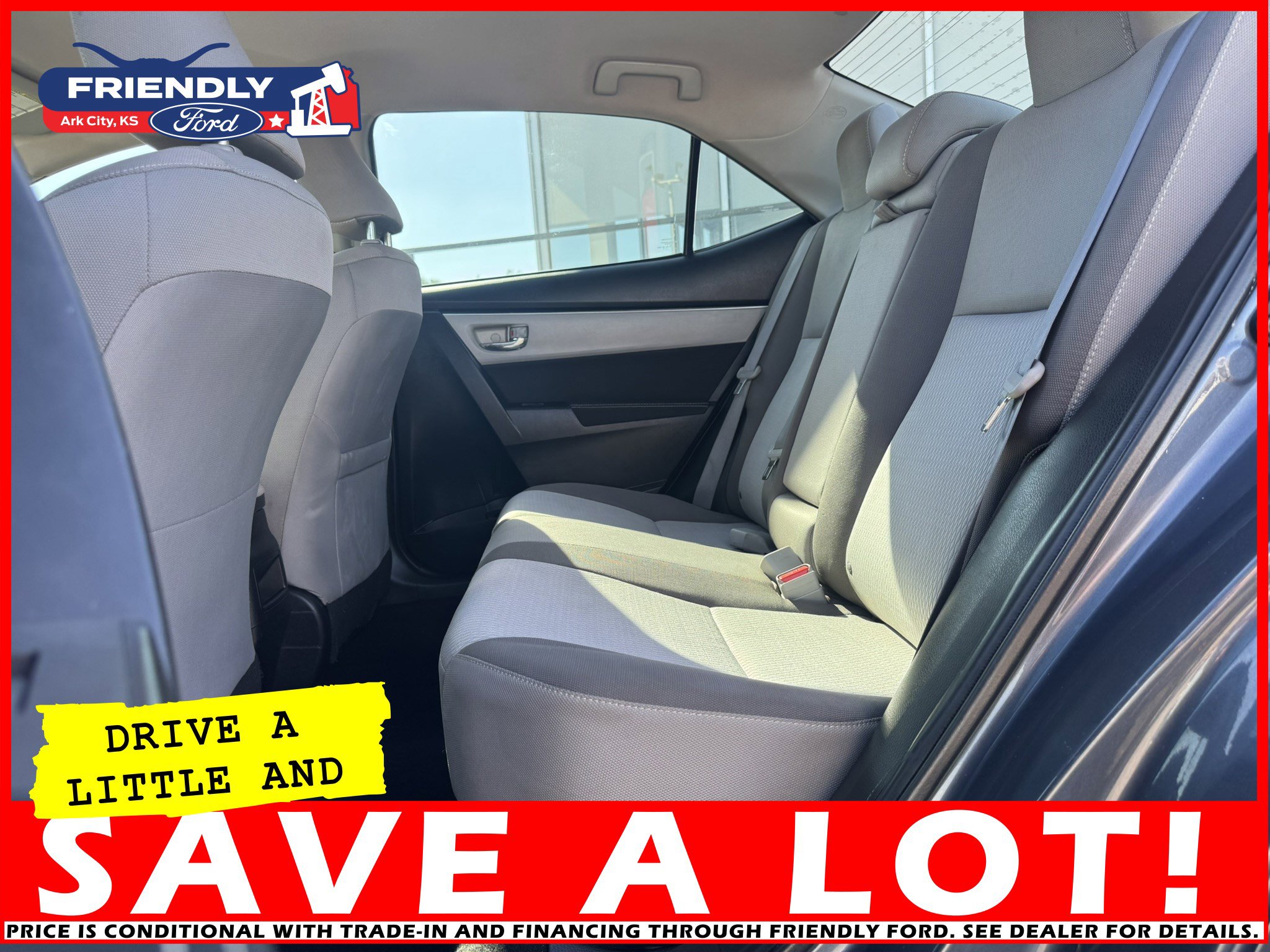 Used 2018 Toyota Corolla LE image 12