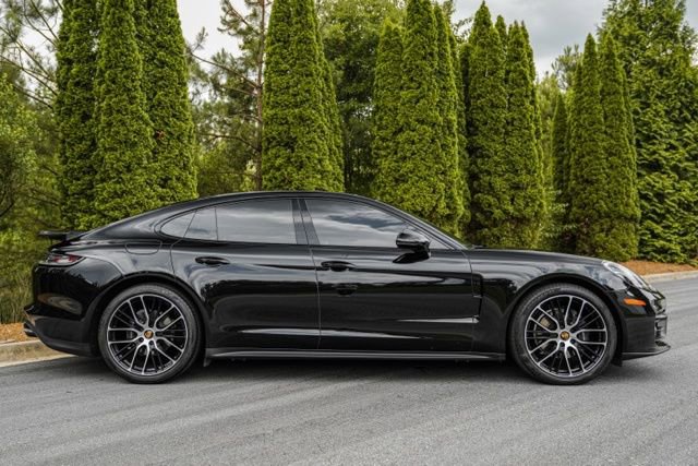 Used 2023 Porsche Panamera 4 Platinum Edition AWD/4WD image 12
