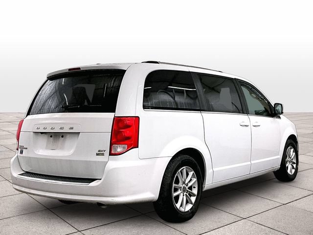 Used 2019 Dodge Grand Caravan SXT FWD image 12