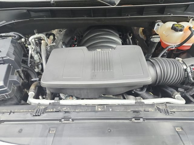 Used 2025 GMC Yukon XL Denali AWD/4WD image 18