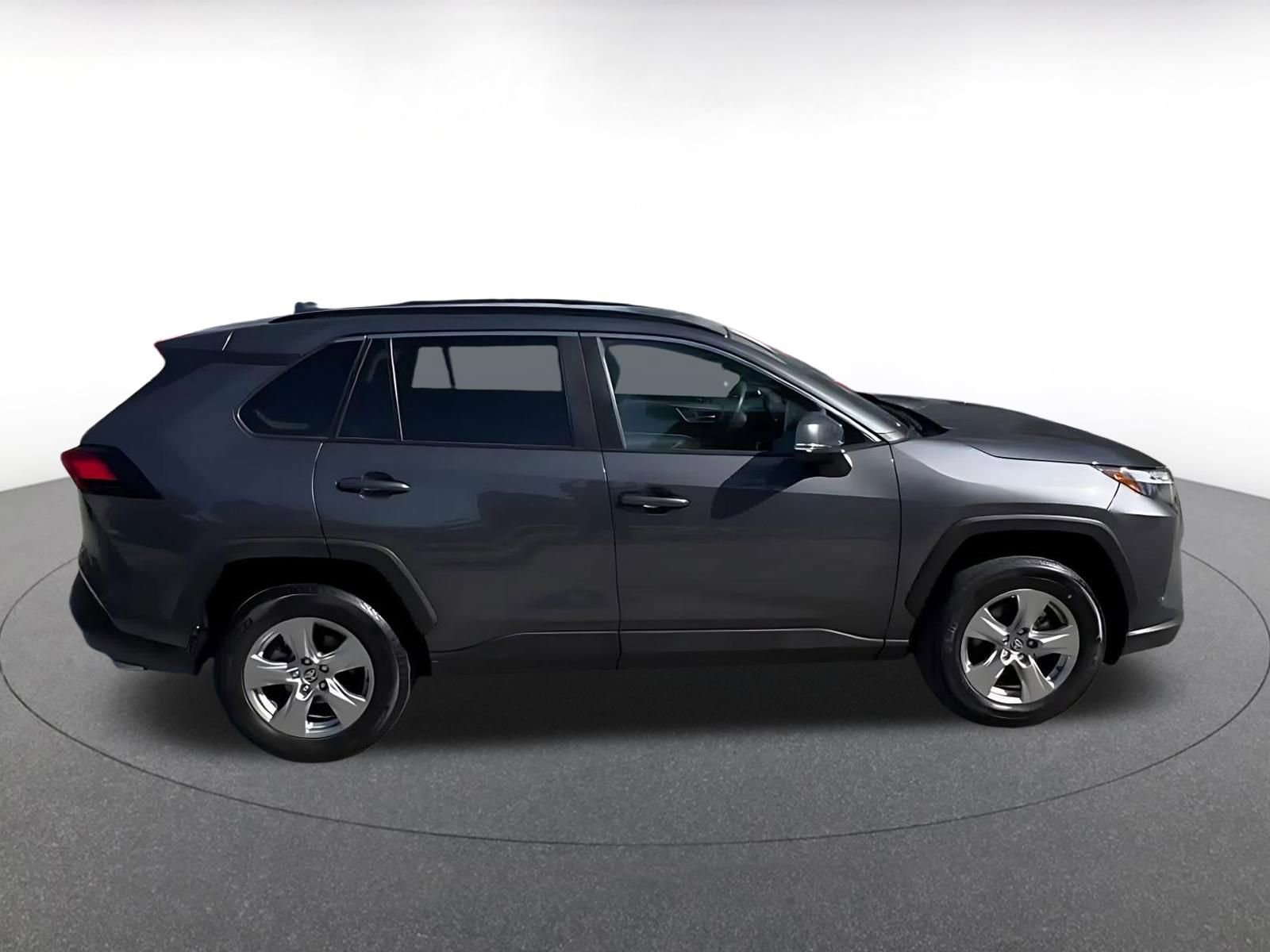 Used 2025 Toyota RAV4 XLE w/ Convenience Package image 16