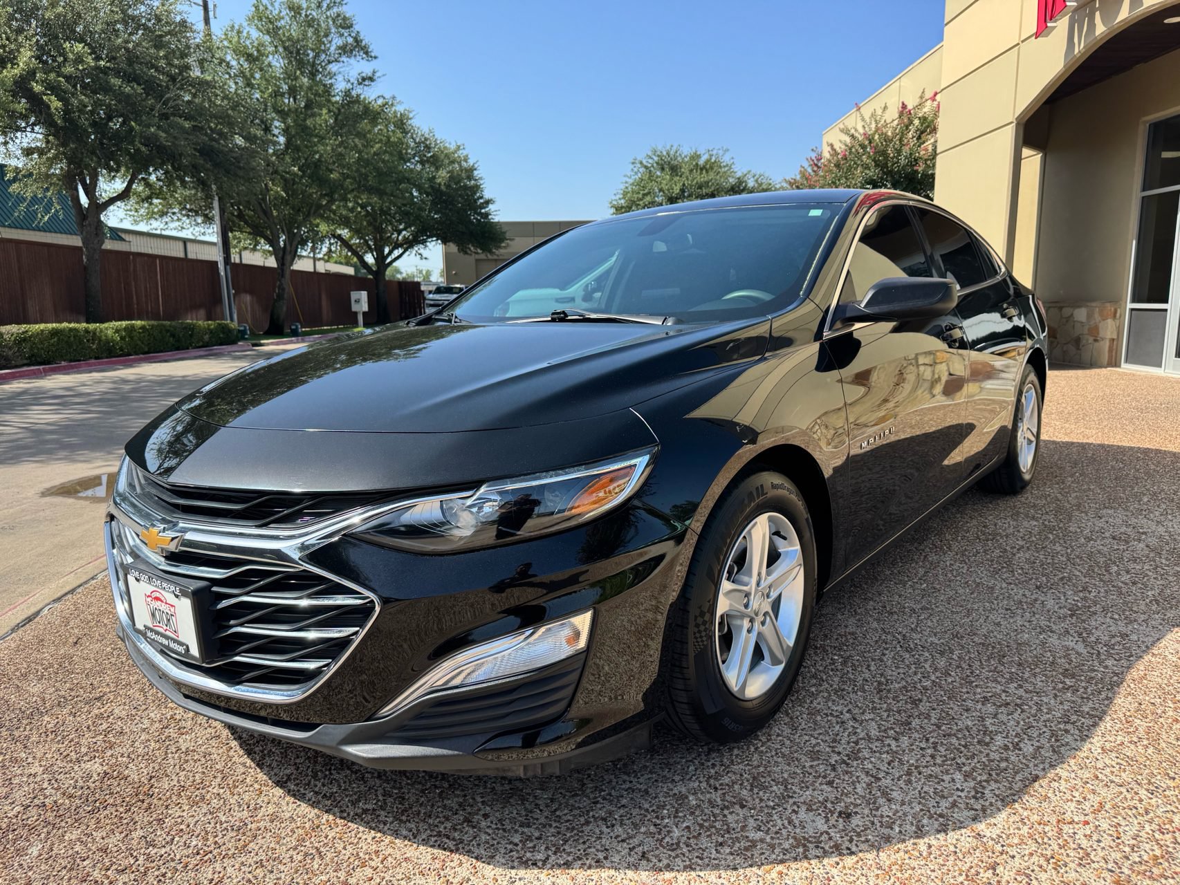 Used 2019 Chevrolet Malibu LS FWD image 4