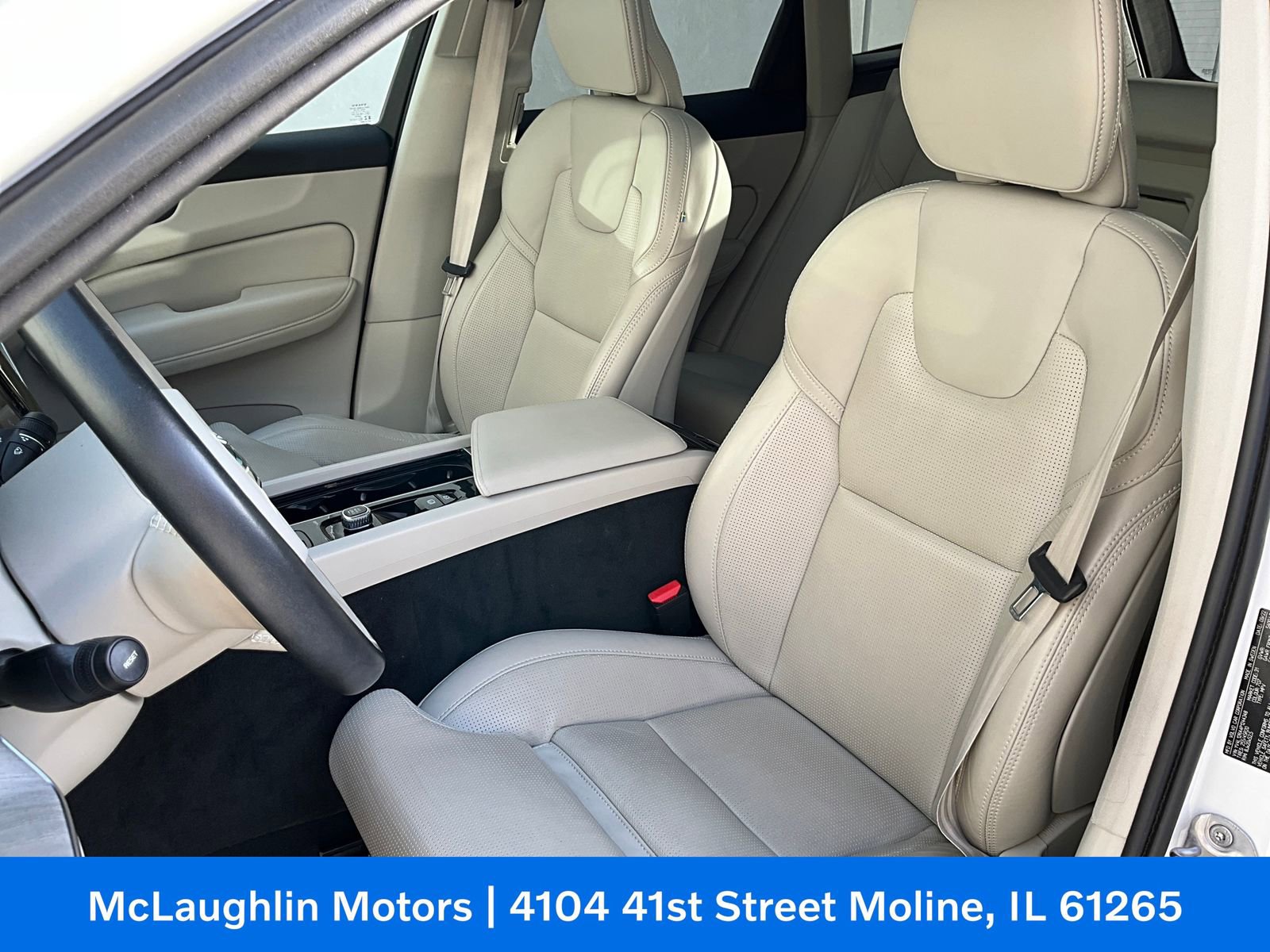 Certified 2023 Volvo XC60 B5 Ultimate w/ Climate Package AWD/4WD image 8