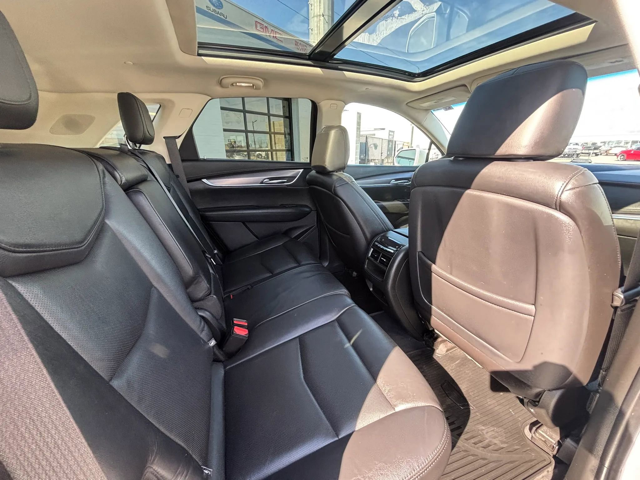 Used 2018 Cadillac XT5 Premium Luxury image 15