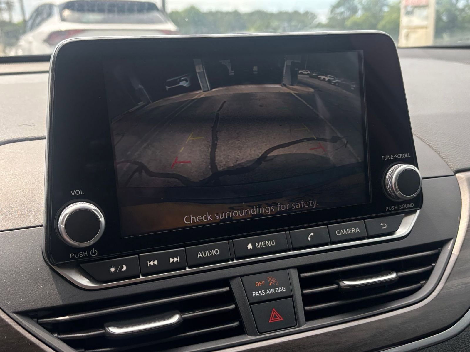 Used 2025 Nissan Altima 2.5 SV FWD image 23