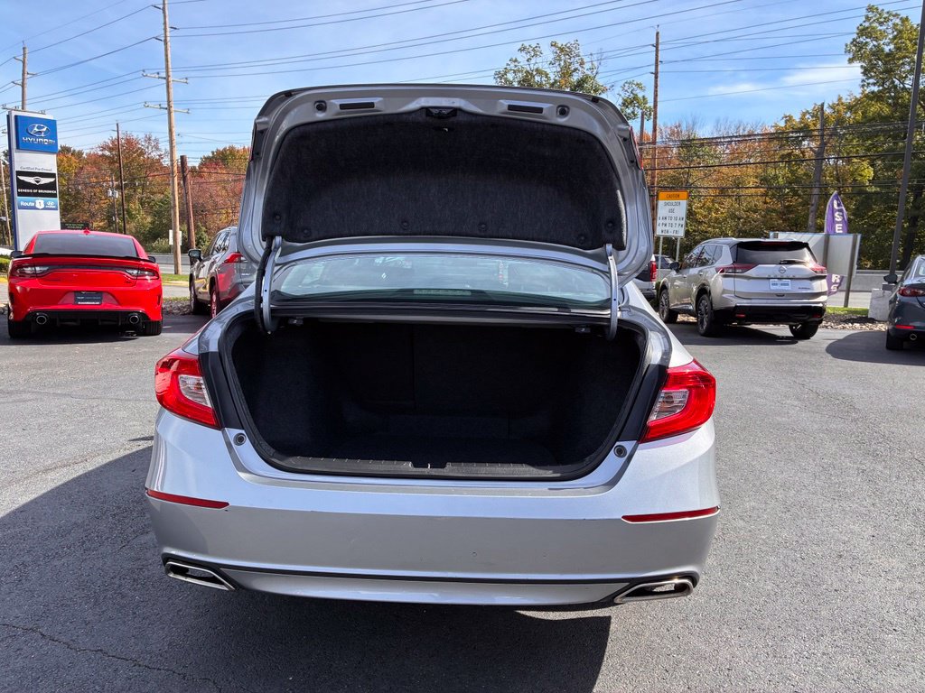 Used 2022 Honda Accord Sport image 11