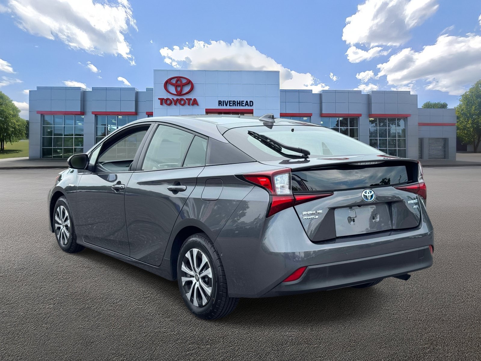 Certified 2022 Toyota Prius XLE AWD/4WD image 5