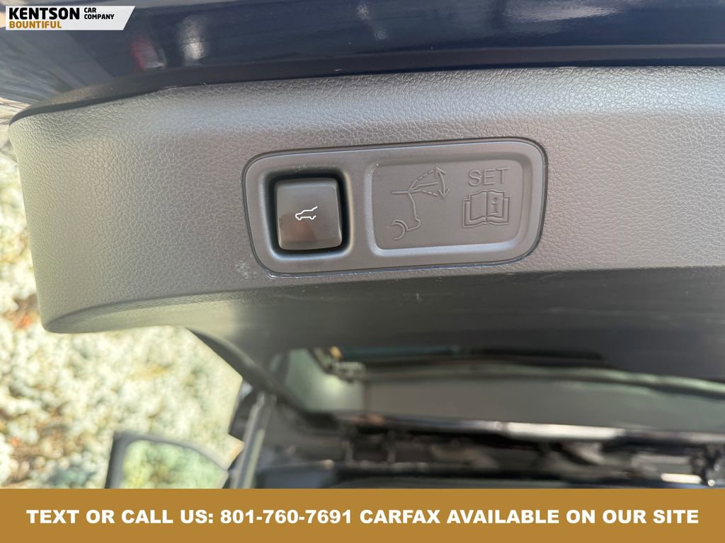 Used 2024 Ford Expedition Platinum image 45