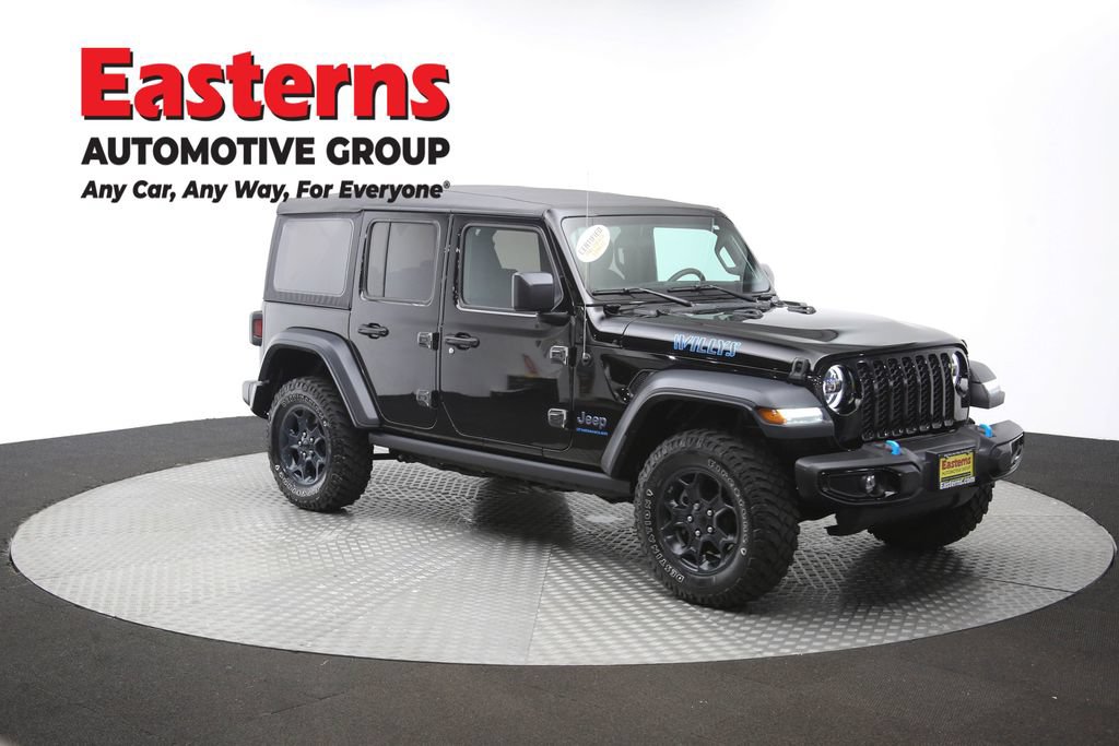 Used 2023 Jeep Wrangler Unlimited w/ Cold Weather Group AWD/4WD image 51