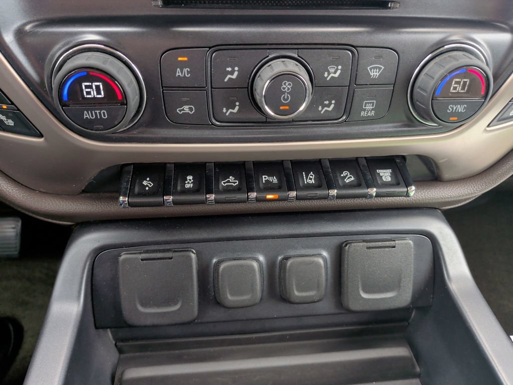 Used 2016 GMC Sierra 3500 Denali w/ Duramax Plus Package AWD/4WD image 21