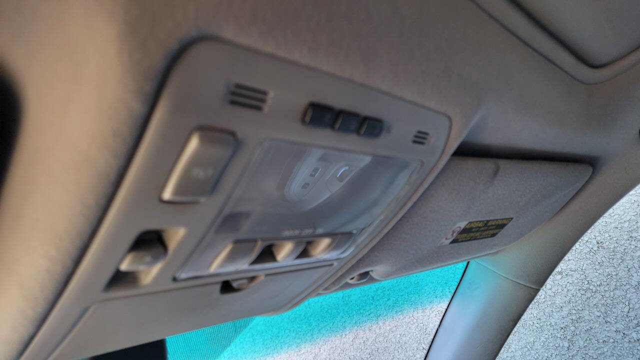 Used 2005 Lexus RX 330 image 13