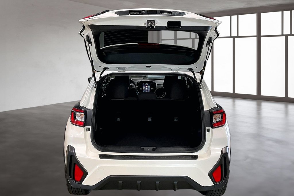 Used 2024 Subaru Crosstrek 2.0i Premium AWD/4WD image 5