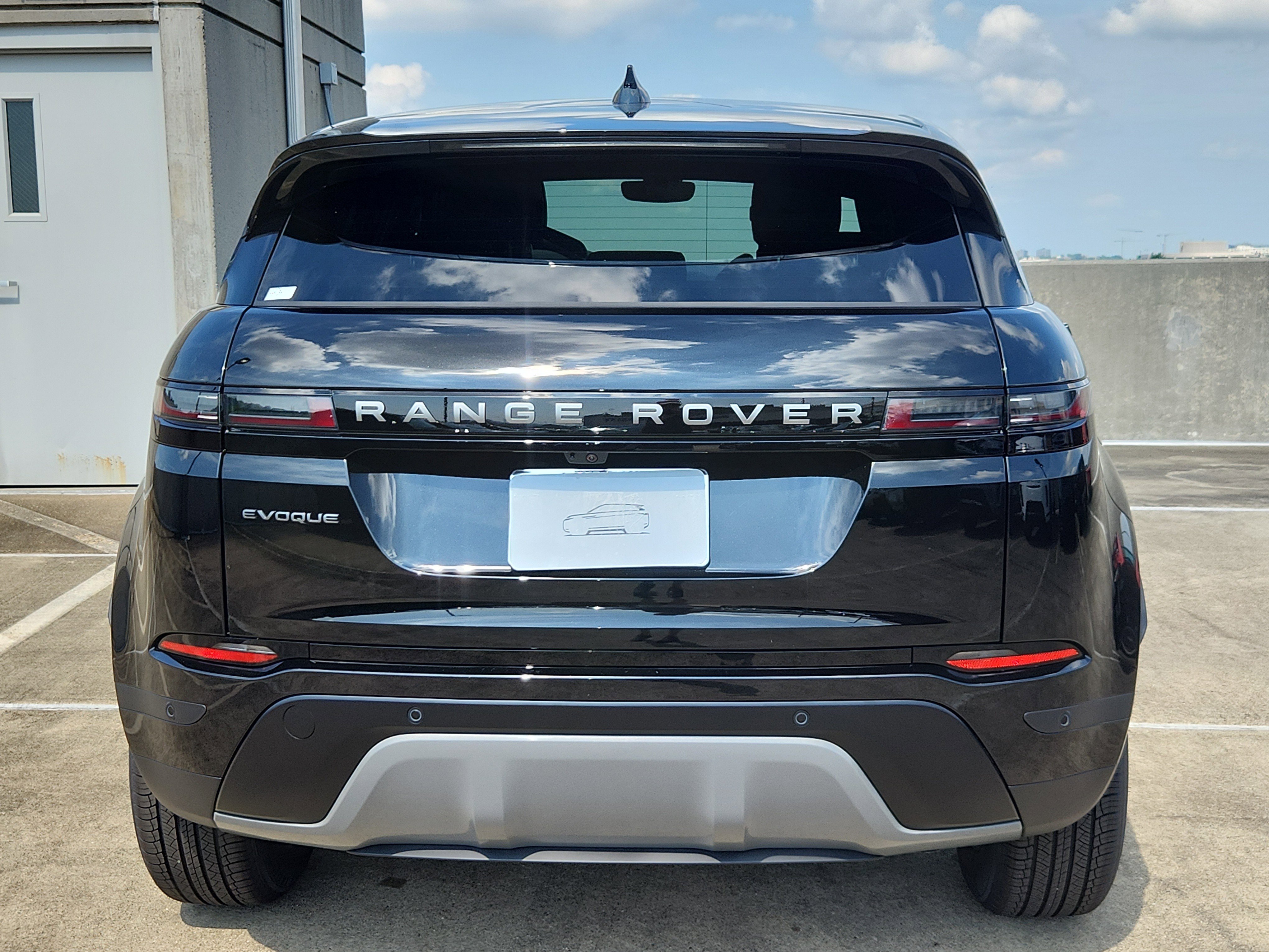 Used 2026 Land Rover Range Rover Evoque S image 7