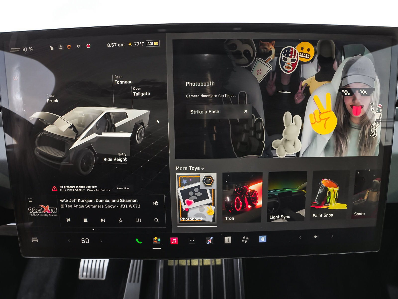 Used 2025 Tesla Cybertruck AWD Crew Cab image 24