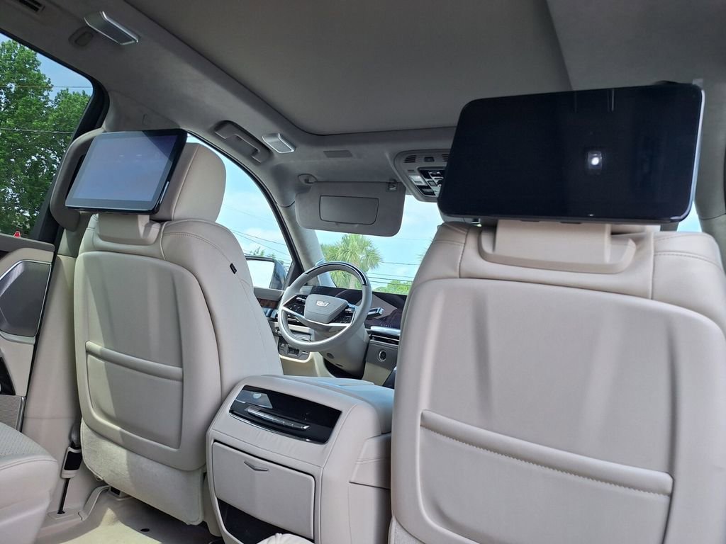 New 2026 Cadillac Escalade Platinum Sport RWD image 34