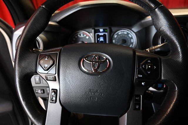 Certified 2020 Toyota Tacoma TRD Off-Road image 24