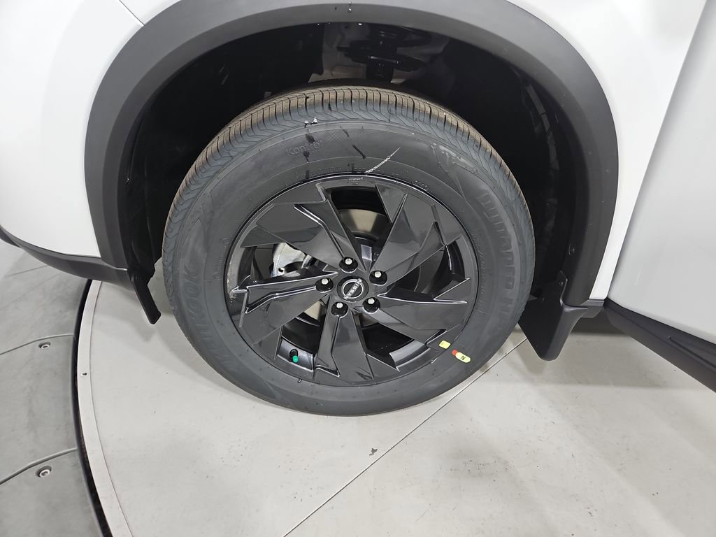 New 2026 Nissan Rogue SV image 25