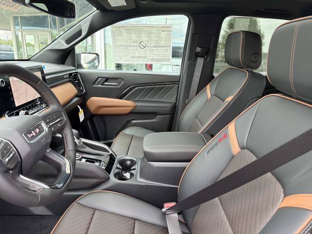 New 2026 GMC Canyon AT4 w/ Technology Plus Package AWD/4WD image 9