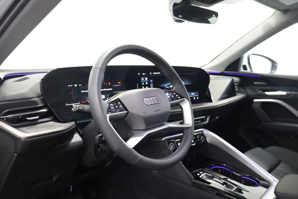 Used 2025 Audi Q5 Prestige image 15