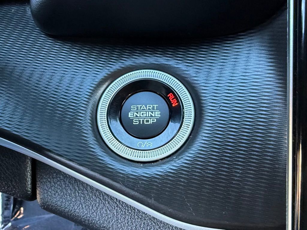 Used 2023 Jeep Grand Cherokee Altitude image 23