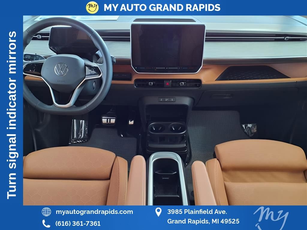 Used 2025 Volkswagen ID. Buzz Pro S RWD image 12