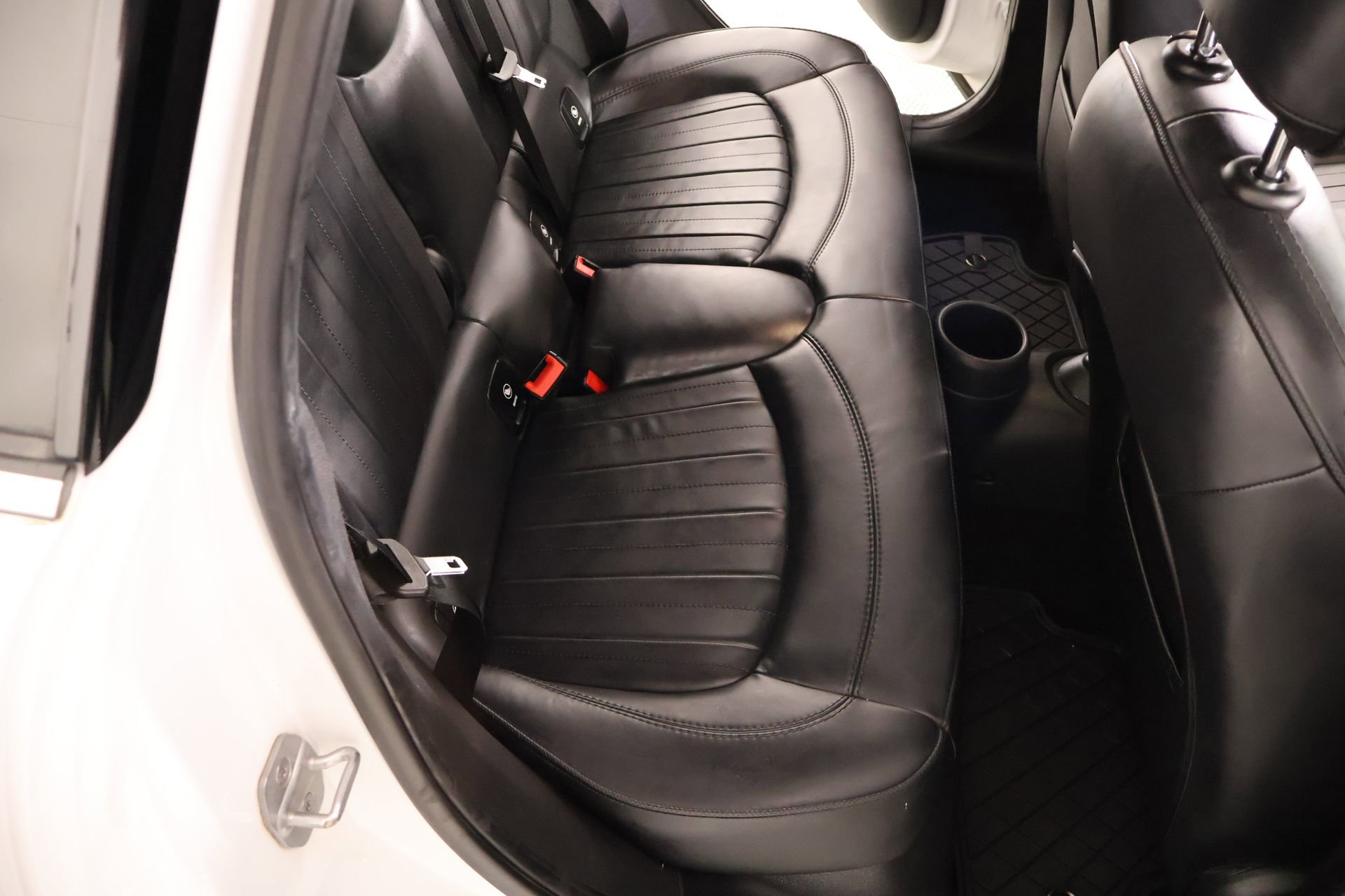 Used 2023 MINI Cooper S image 15