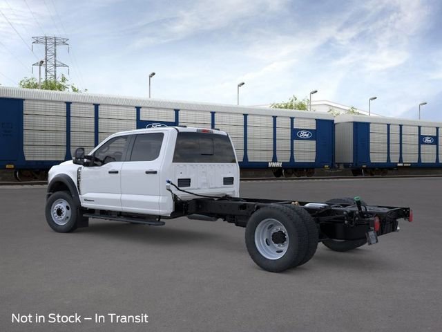 New 2026 Ford F550 4x4 Crew Cab image 4