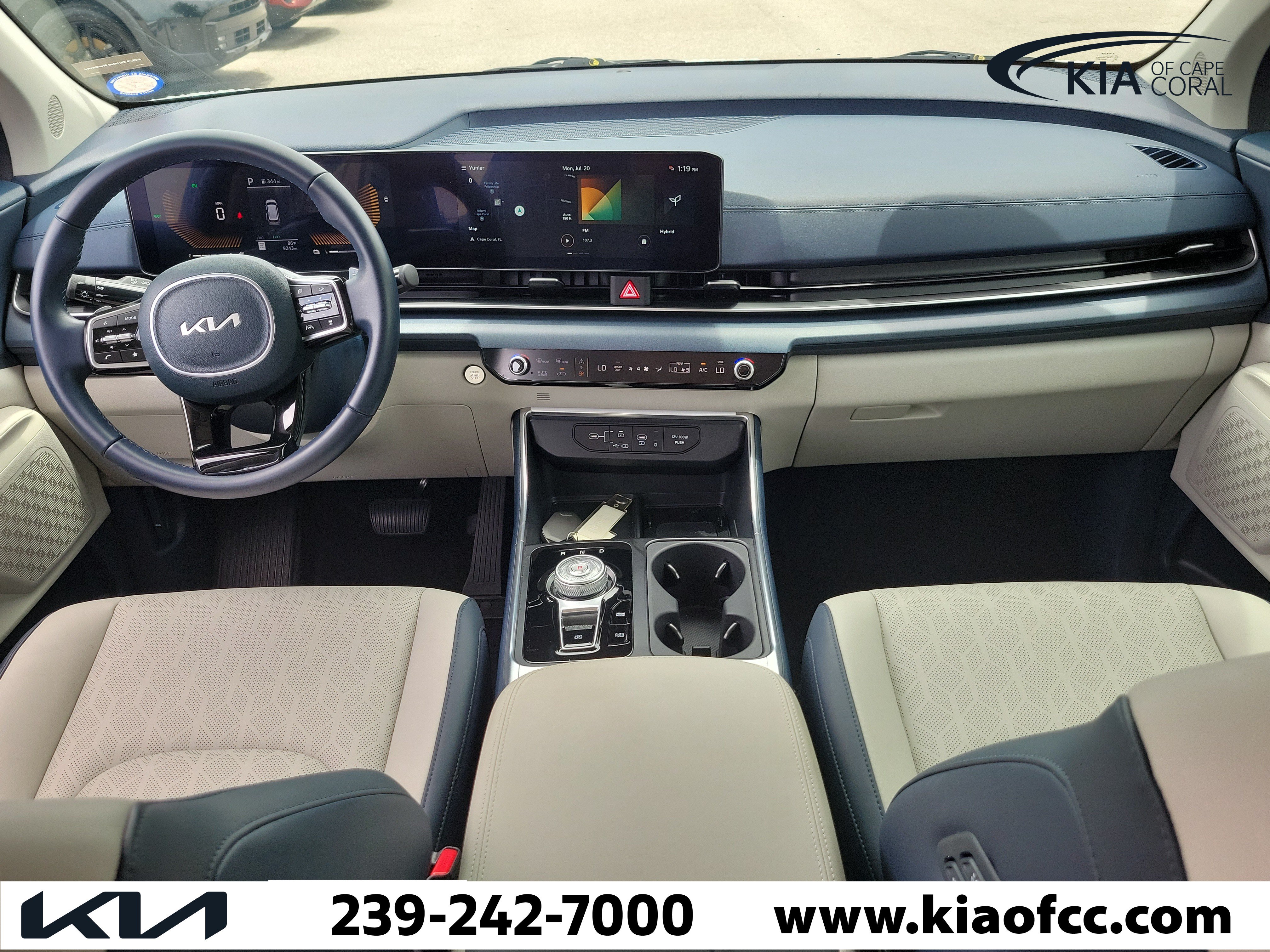 Certified 2026 Kia Carnival EX FWD image 17