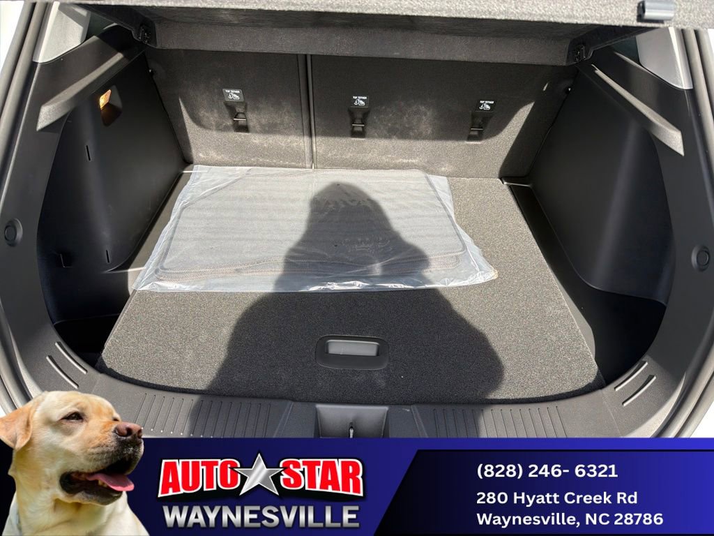 New 2025 Chevrolet Trax LT w/ LT Convenience Package image 5