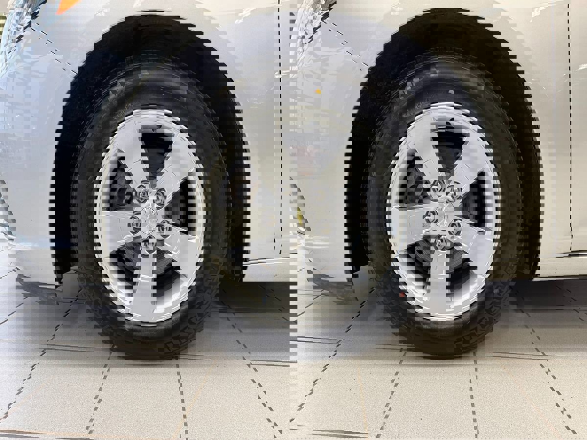 Used 2016 Chevrolet Malibu LT image 70