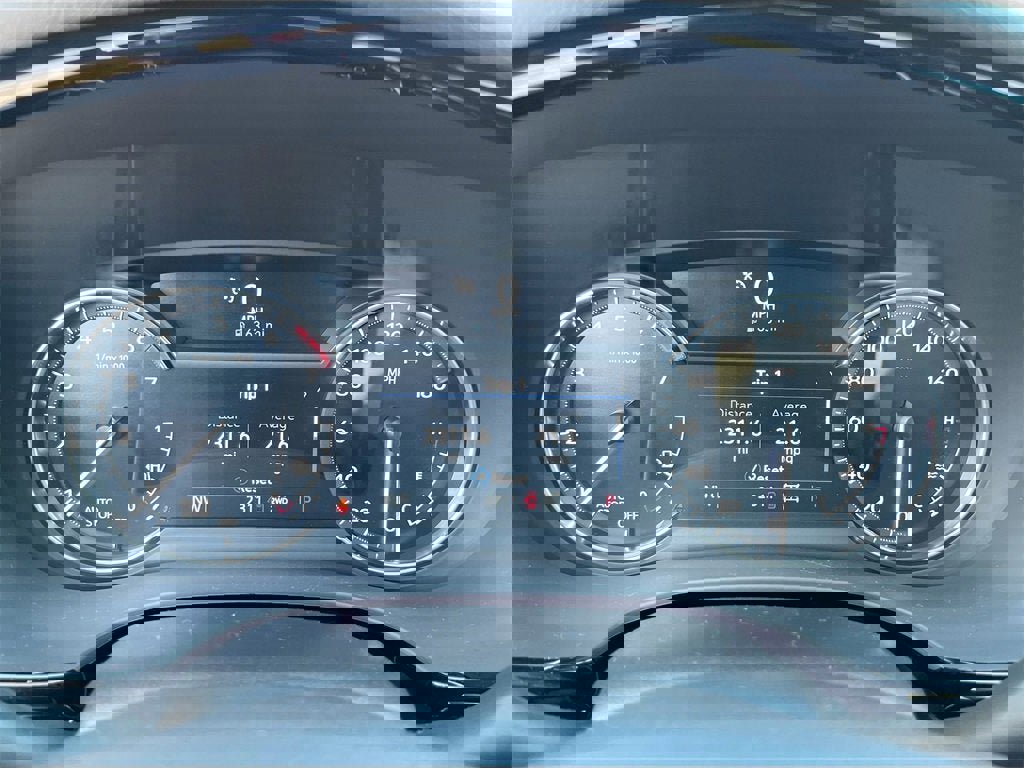 New 2025 Cadillac XT6 Luxury image 12