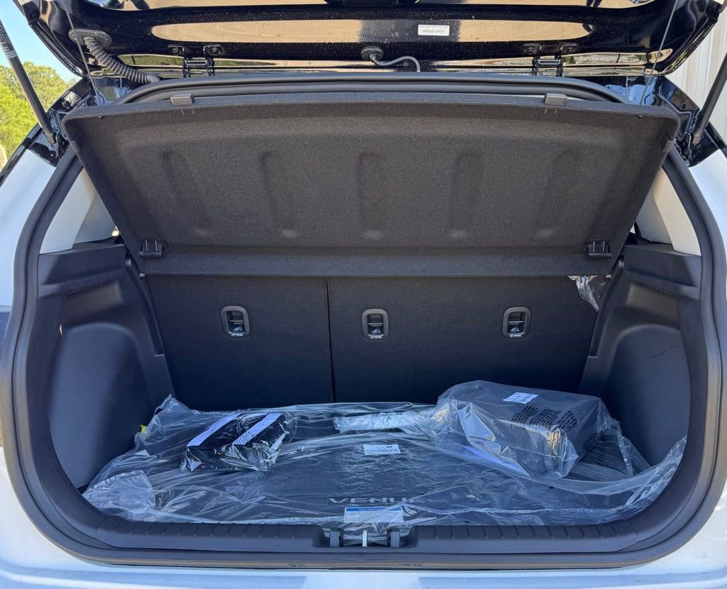 New 2026 Hyundai Venue SEL image 16