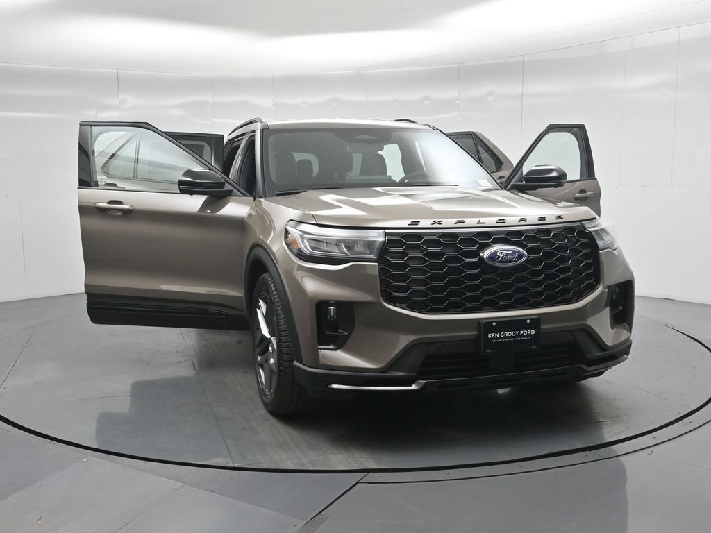New 2026 Ford Explorer ST-Line w/ ST-Line Street Pack AWD/4WD image 34