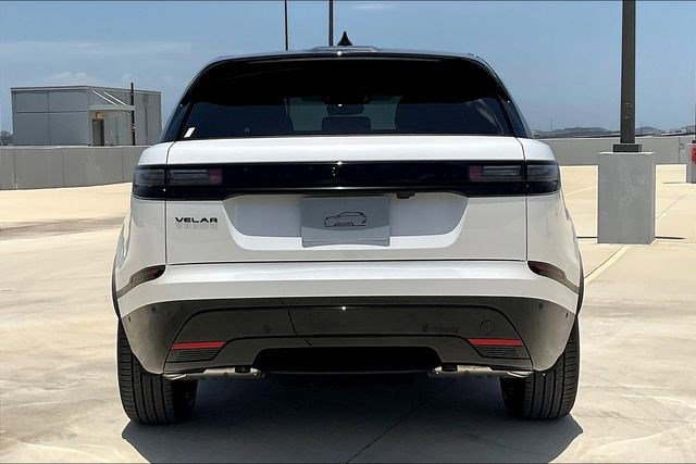 New 2026 Land Rover Range Rover Velar Dynamic SE image 4
