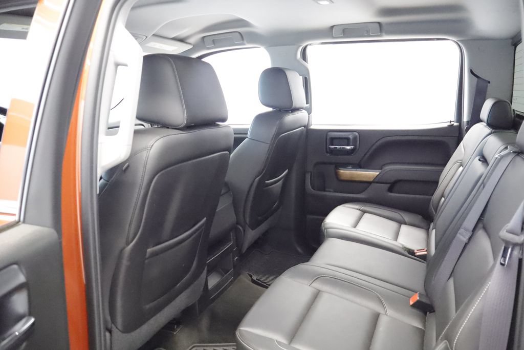 Used 2015 Chevrolet Silverado 1500 LTZ AWD/4WD image 17