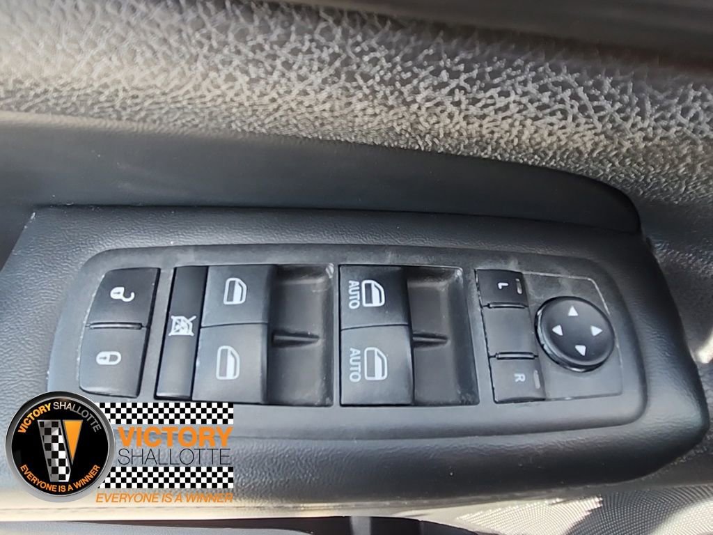 Certified 2022 Jeep Grand Cherokee Laredo X image 20