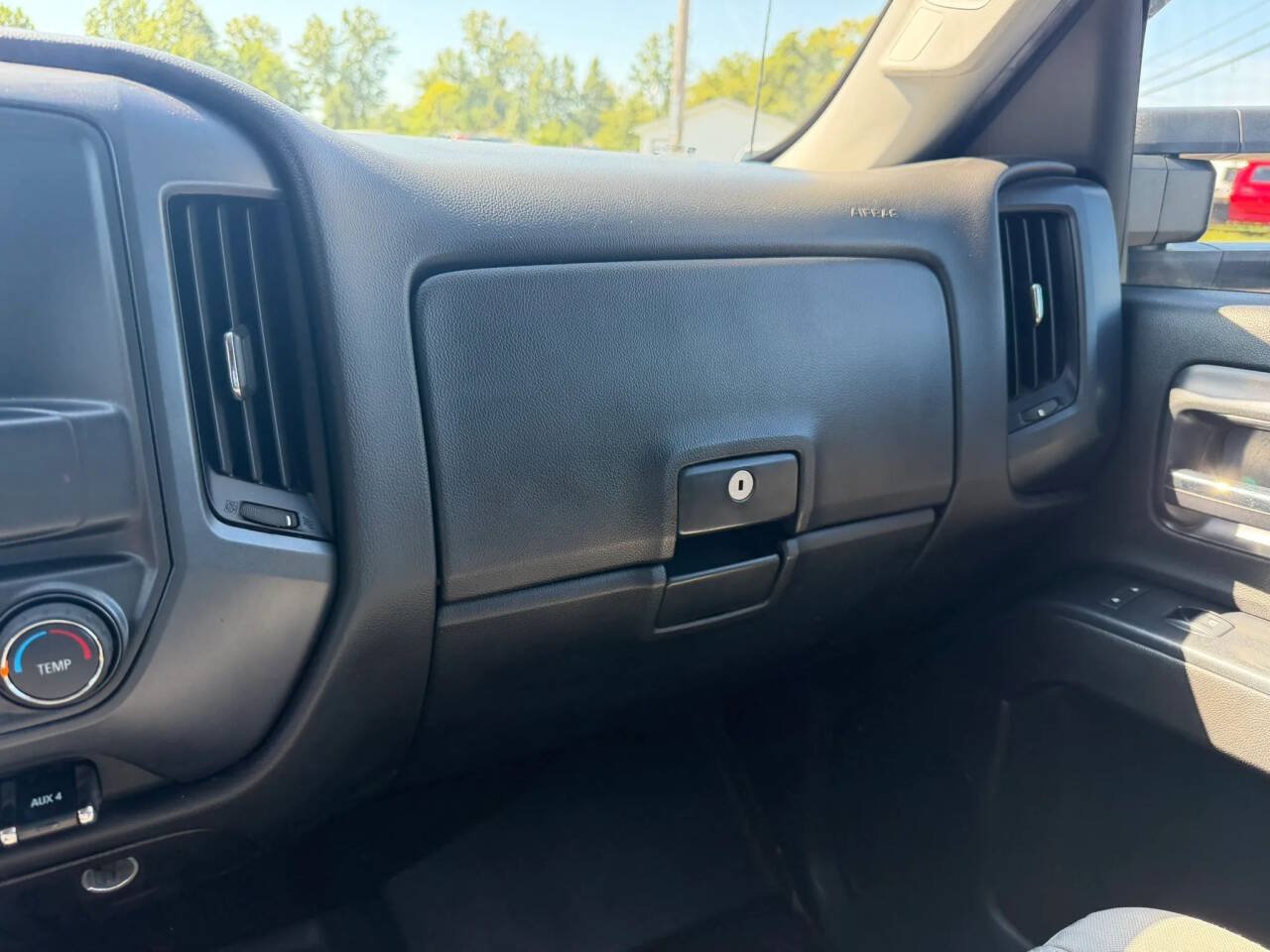 Used 2019 Chevrolet Silverado 2500 W/T AWD/4WD image 26