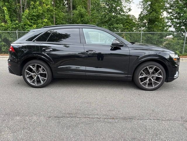 Used 2022 Audi SQ8 Prestige w/ Prestige Package AWD/4WD image 9