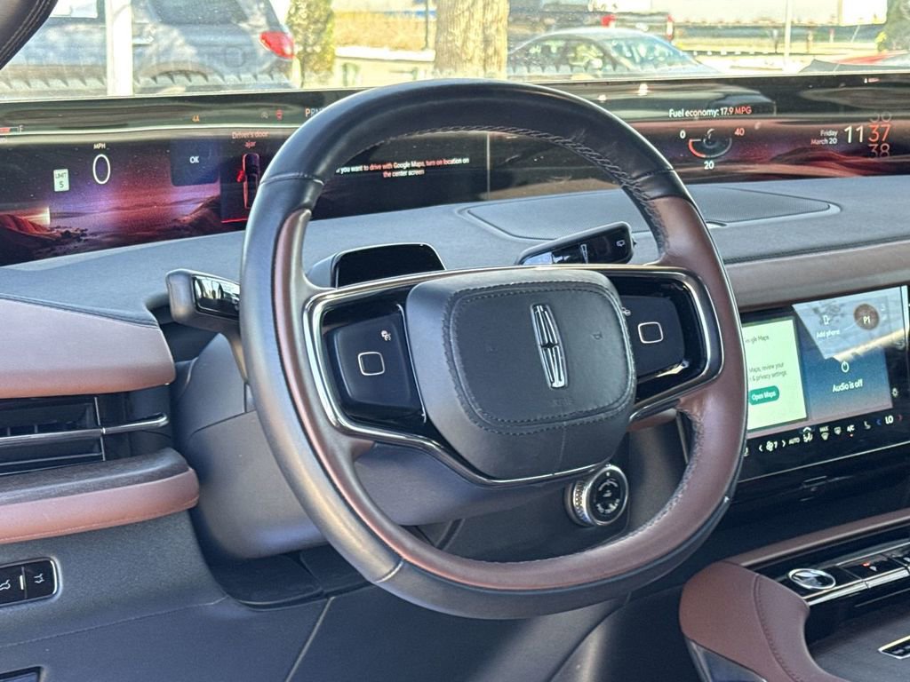 Used 2025 Lincoln Navigator Reserve AWD/4WD image 35