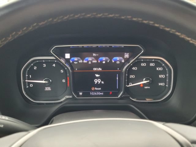 Used 2021 GMC Yukon XL AT4 w/ Rear Media and Nav Package AWD/4WD image 22