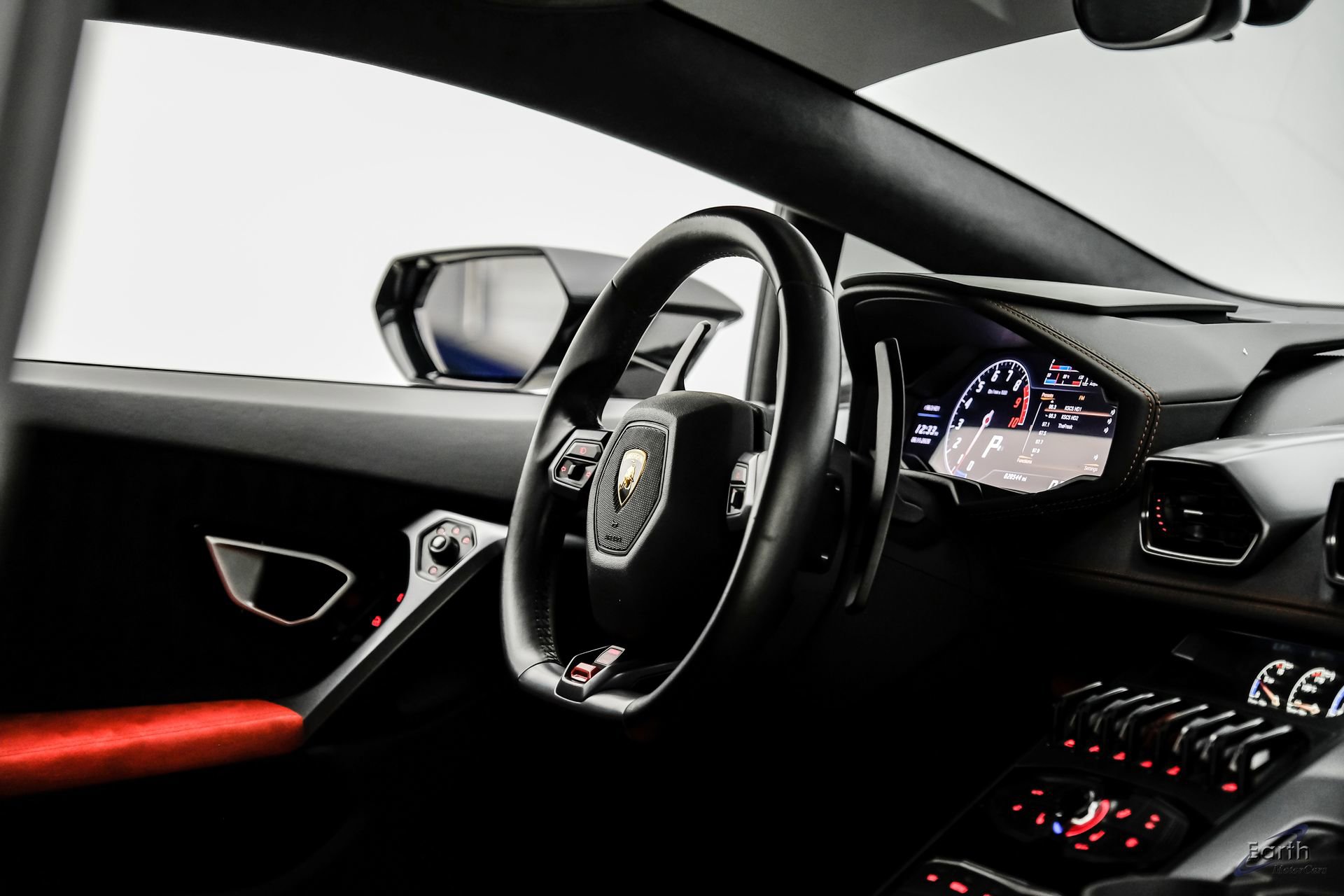 Used 2015 Lamborghini Huracan LP 610-4 AWD/4WD image 60