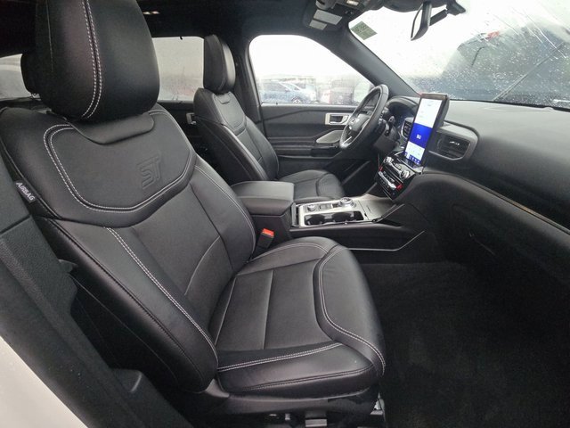 Used 2024 Ford Explorer ST w/ Equipment Group 401A image 7