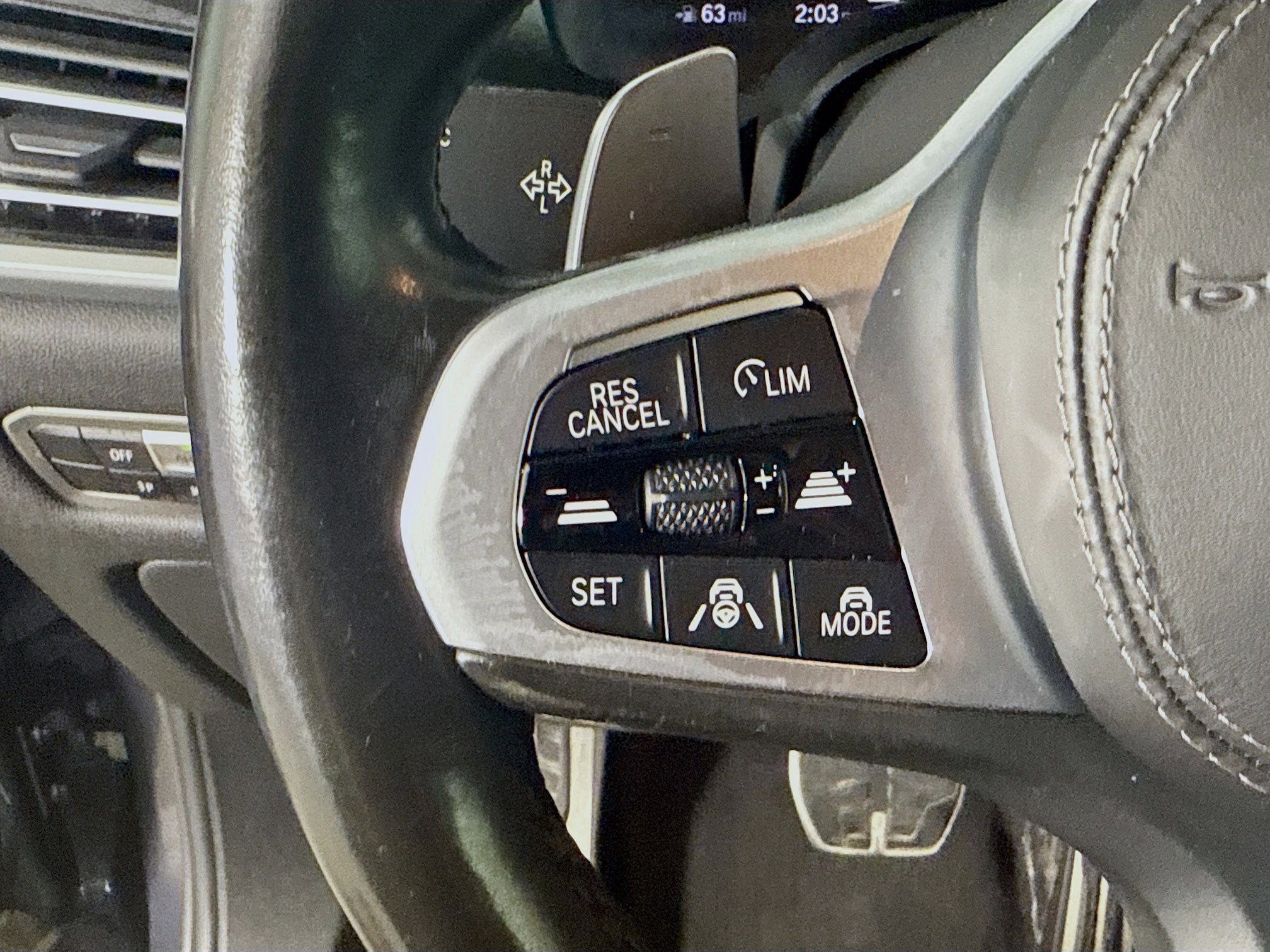 Used 2022 BMW X6 M50i w/ Dynamic Handling Package image 14