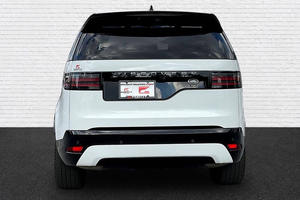 Used 2023 Land Rover Discovery HSE R-Dynamic AWD/4WD image 5