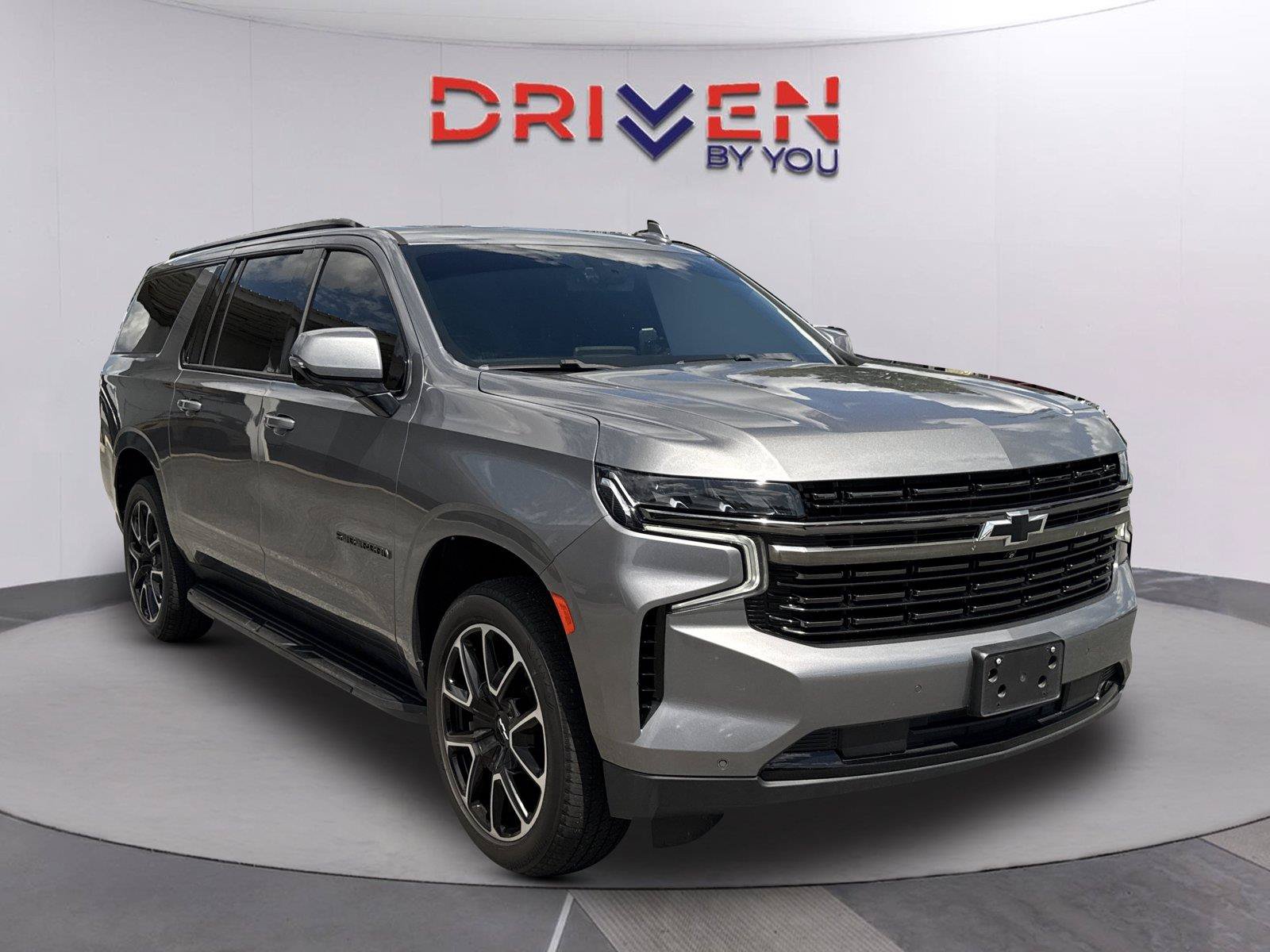 Used 2022 Chevrolet Suburban RST w/ Luxury Package AWD/4WD video 1