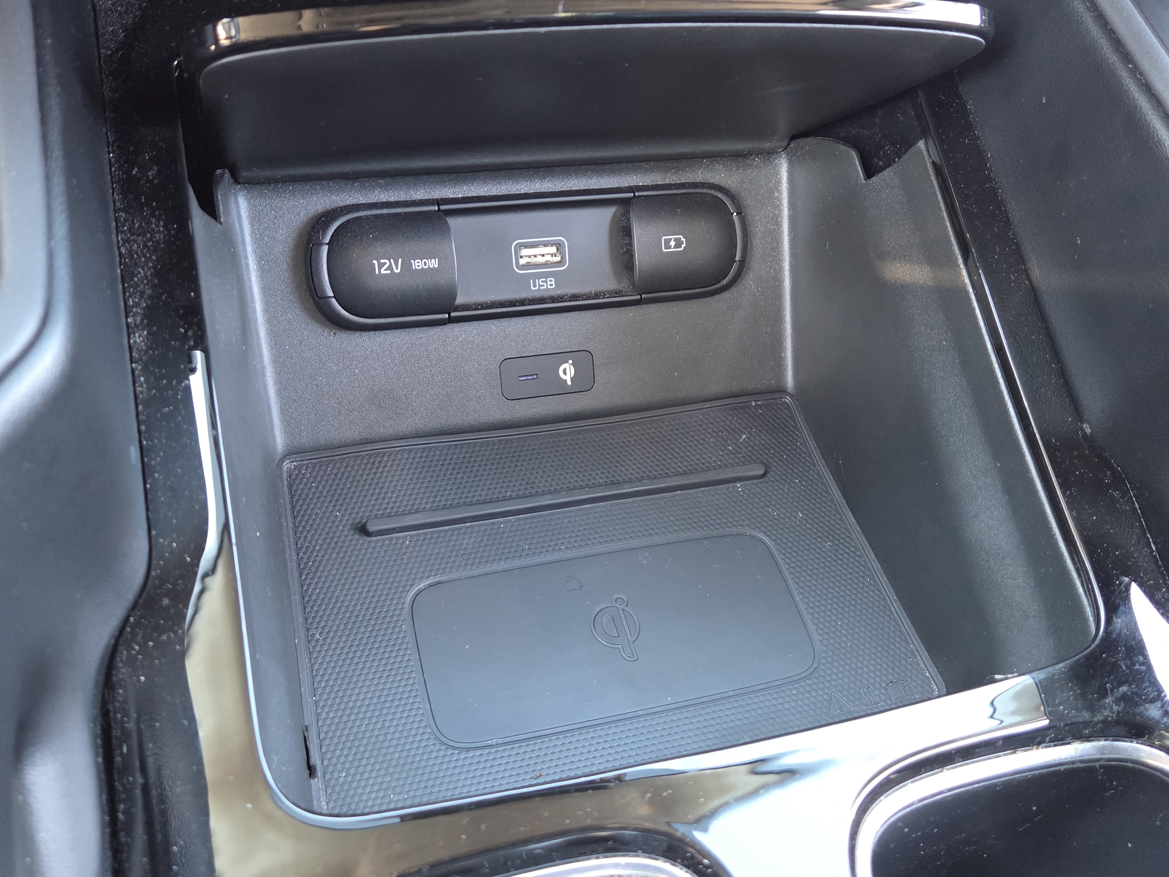 Used 2022 Kia Telluride SX w/ SX Prestige Package AWD/4WD image 8