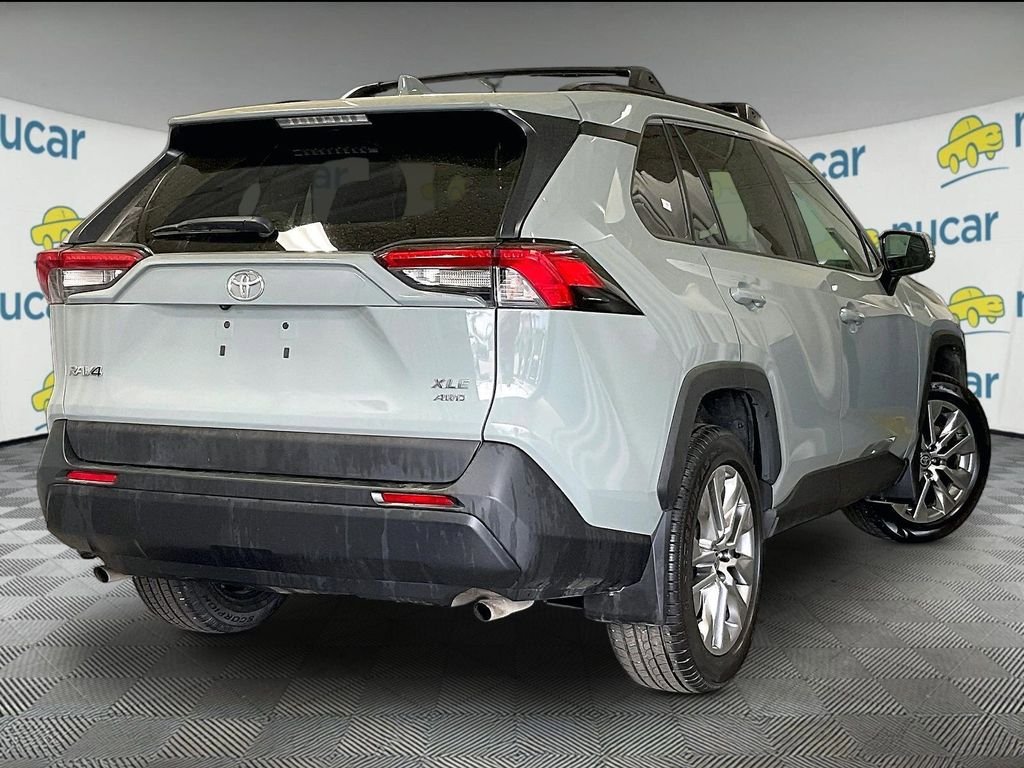 Certified 2022 Toyota RAV4 XLE Premium AWD/4WD image 6