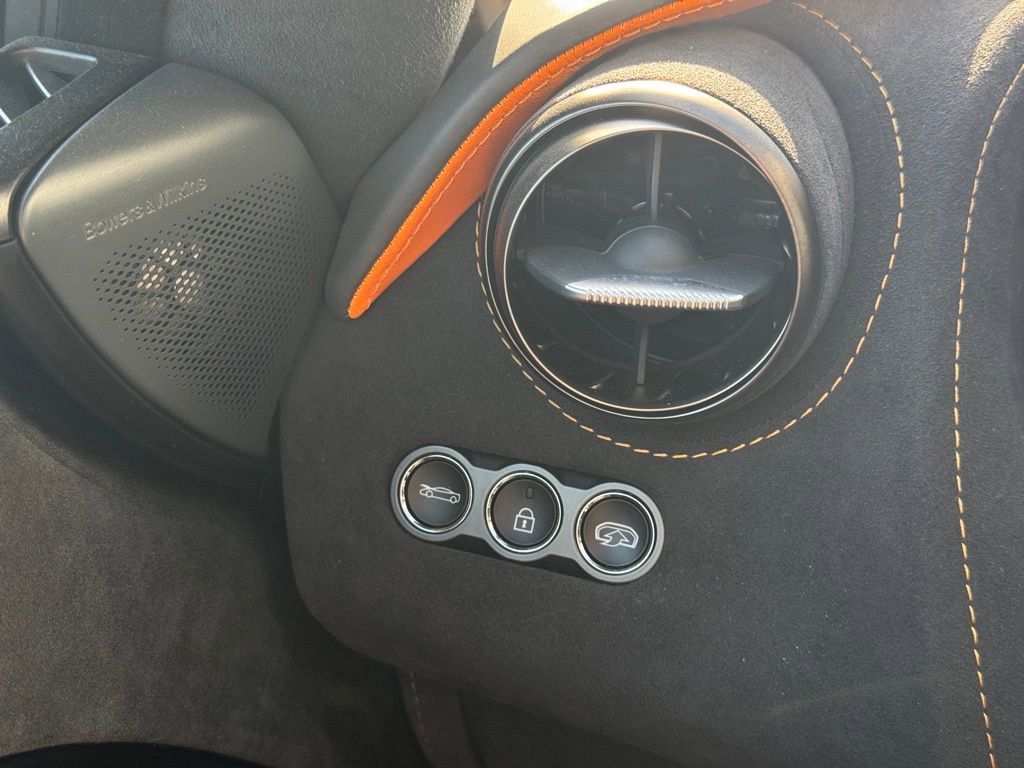 Used 2022 McLaren 720S Performance image 57