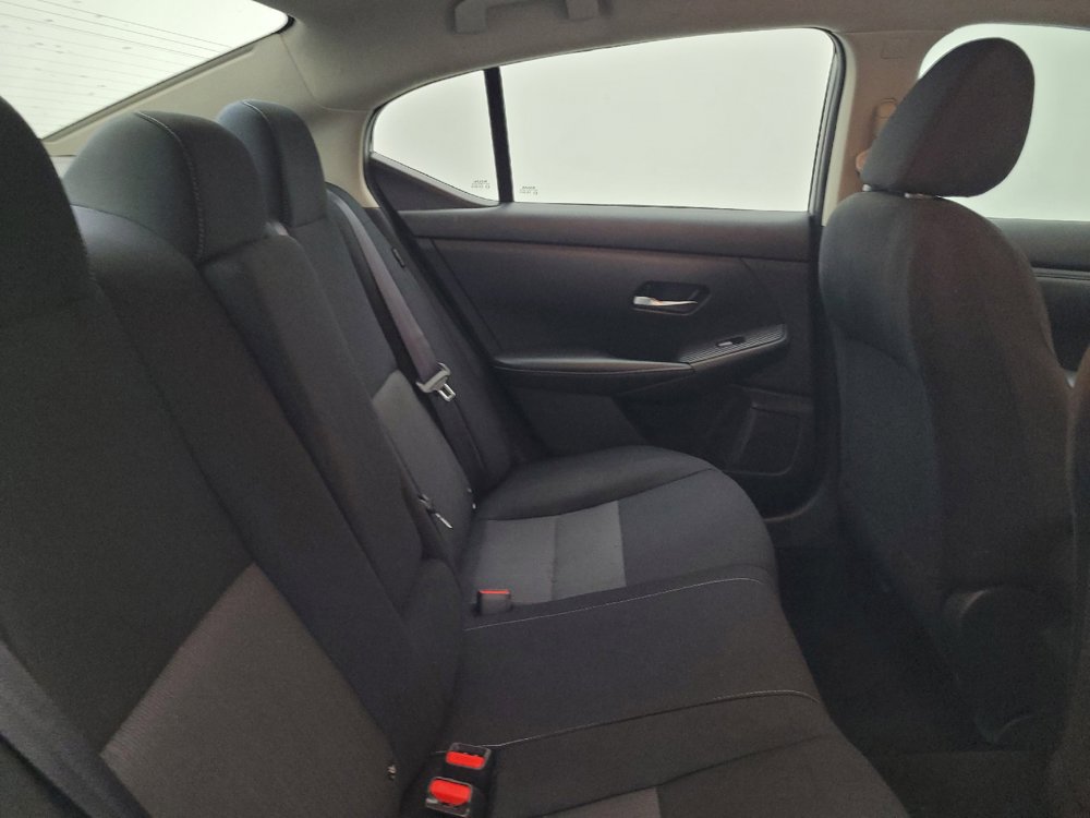 Used 2022 Nissan Sentra SV FWD image 19